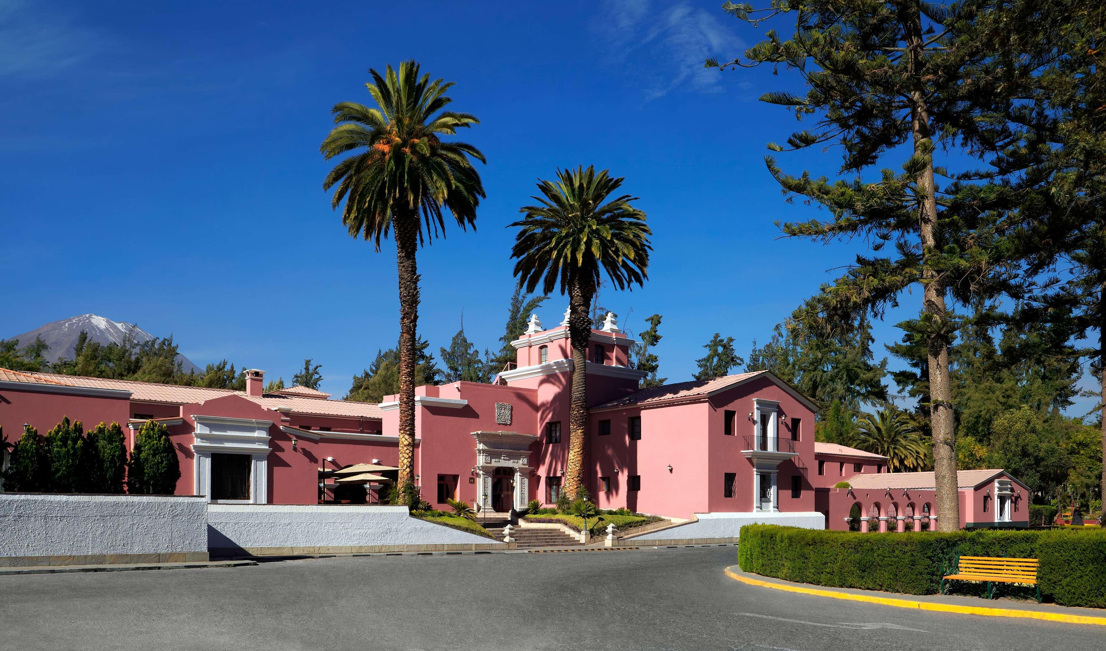 Отель Wyndham Costa Del Sol Арекипа Экстерьер фото